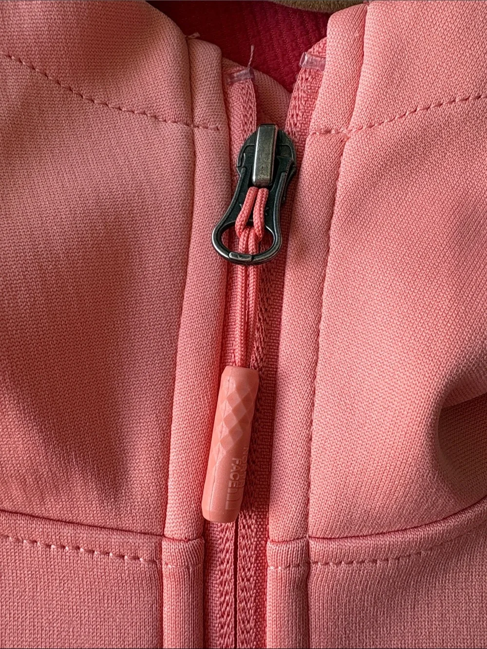 The North Face Coral Hooded Vest - Picture 4 of 7